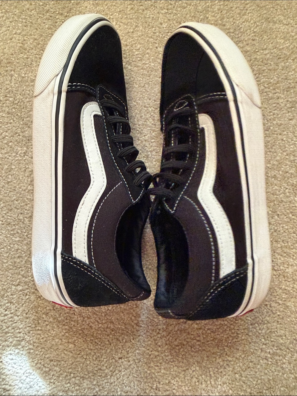 ✨Super Clean✨Vans Old Skool Black with White Side Stripe Sneakers - Picture 11 of 12
